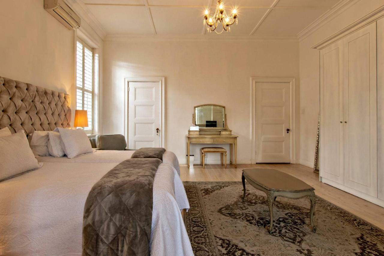 Rhonda'S Manor Boutique Guesthouse Кейптаун Екстериор снимка