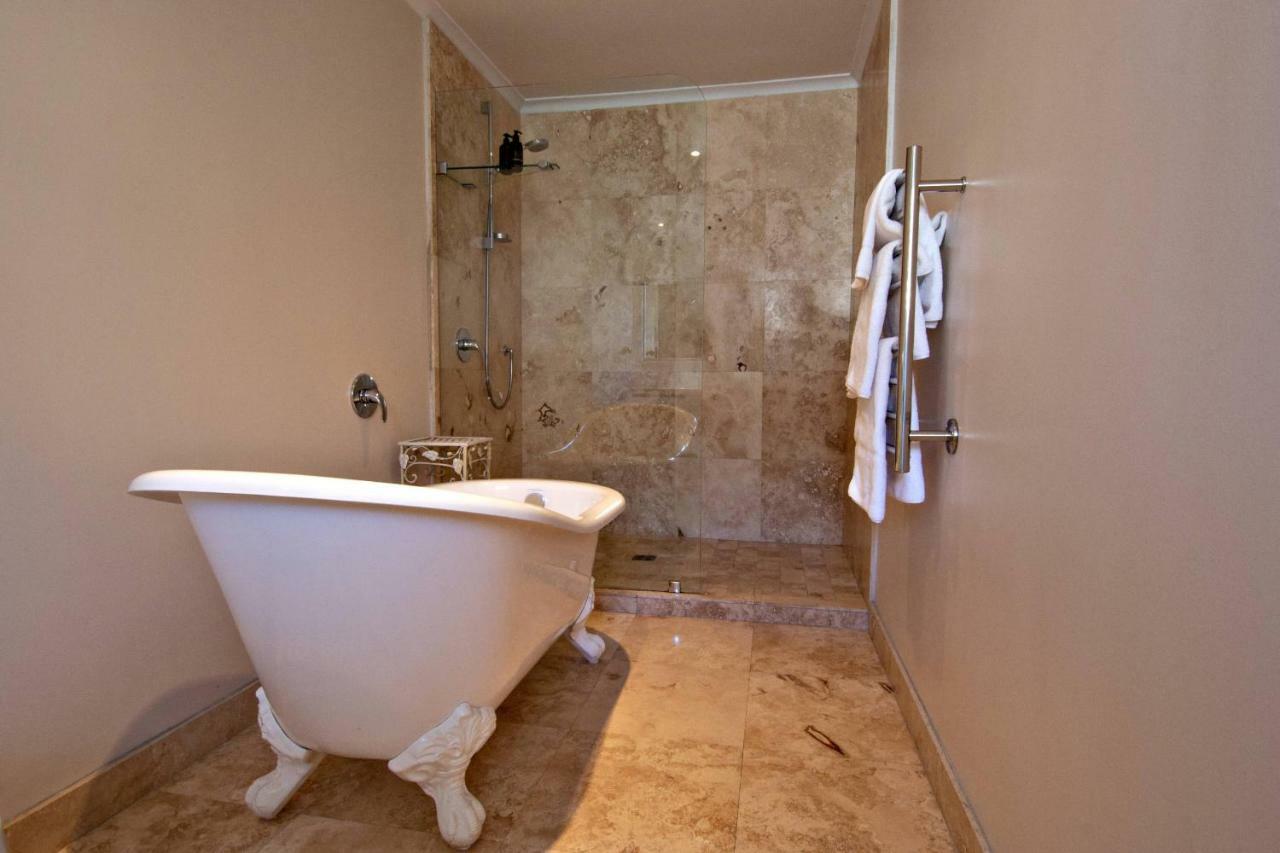 Rhonda'S Manor Boutique Guesthouse Кейптаун Екстериор снимка